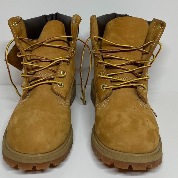 Size 6M Junior Timberland Waterproof Boots - Picture 2 of 8